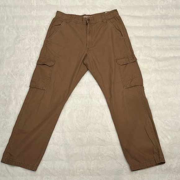 Cargos - Picture 1 of 5